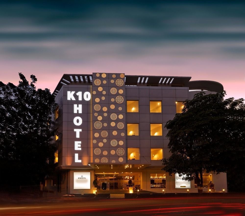 K10 Hotel Vadodara Kültér fotó