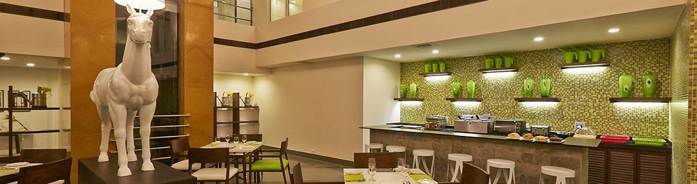 K10 Hotel Vadodara Kültér fotó