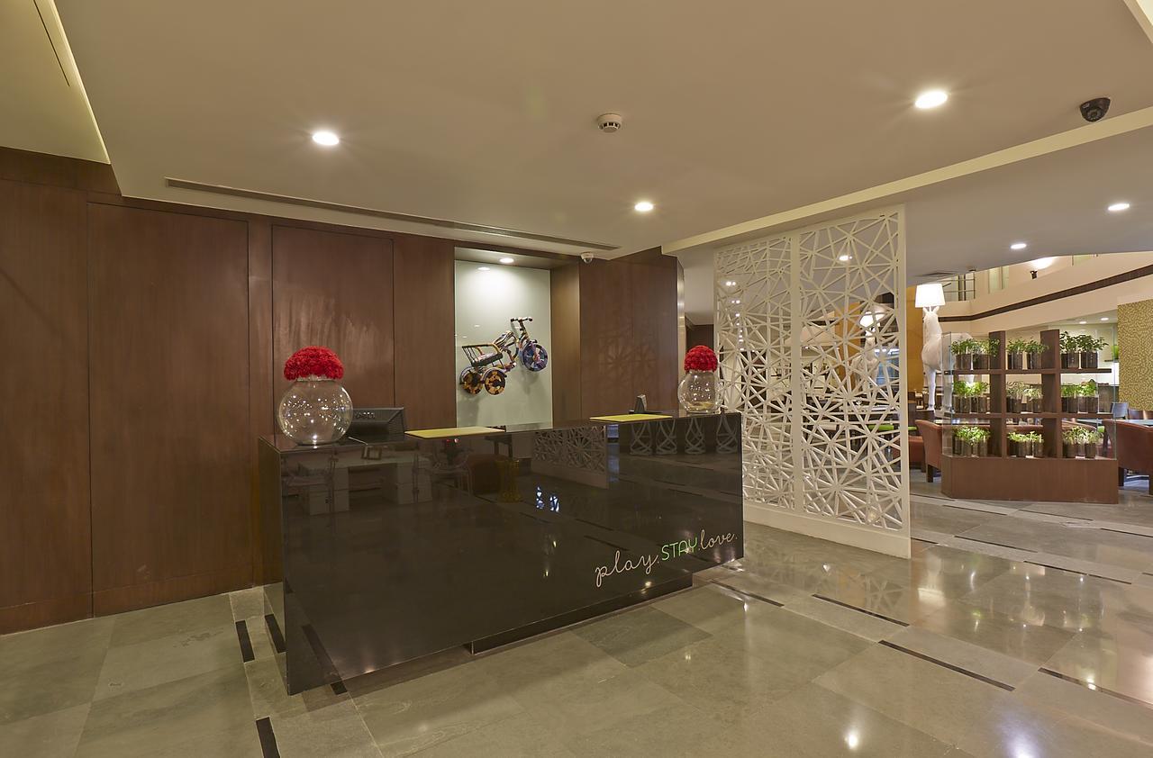 K10 Hotel Vadodara Kültér fotó