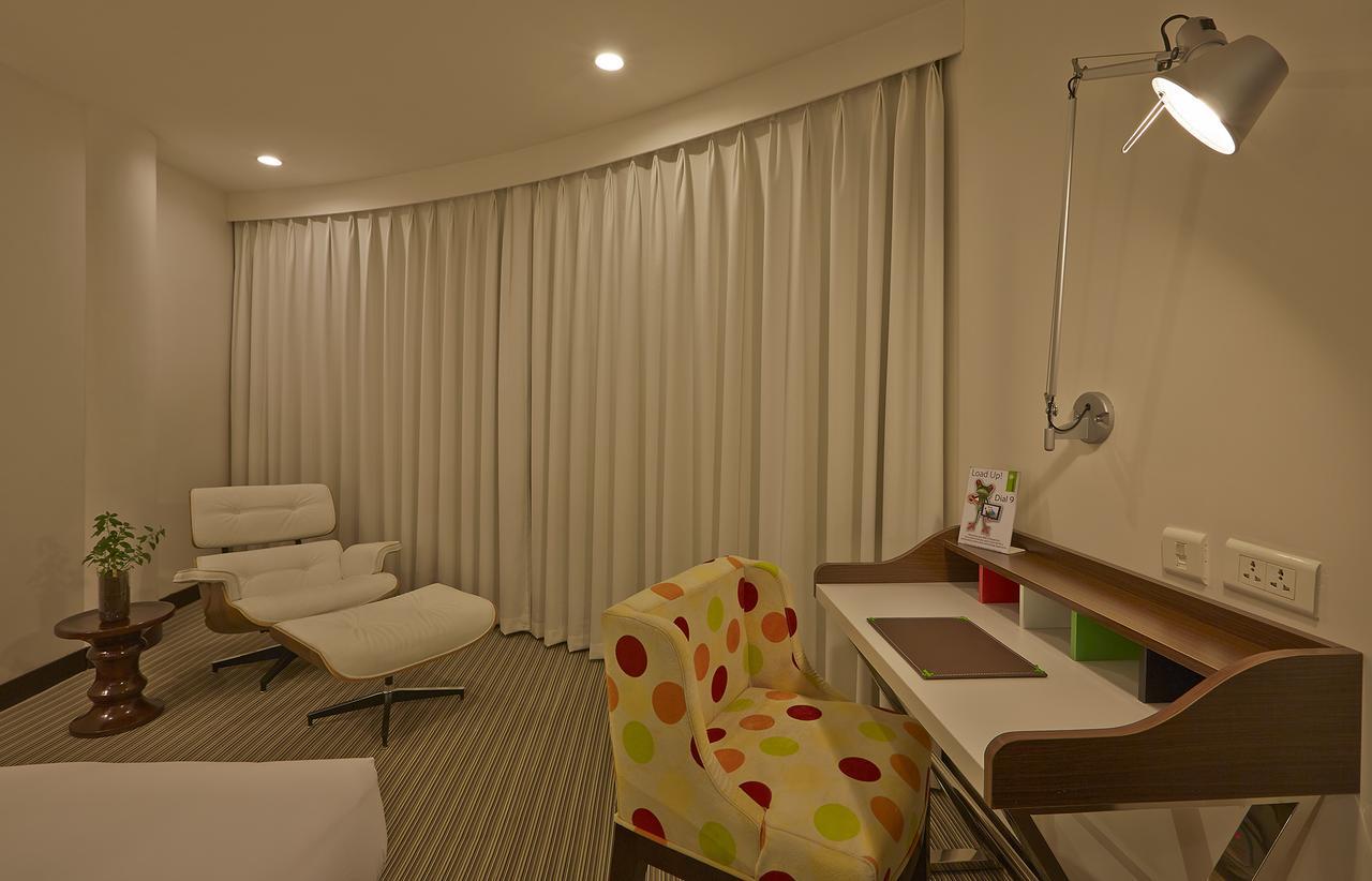 K10 Hotel Vadodara Kültér fotó